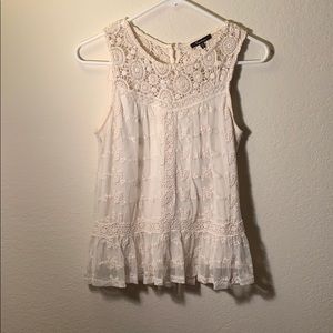 Monteau White Lace Tank Top Size Medium